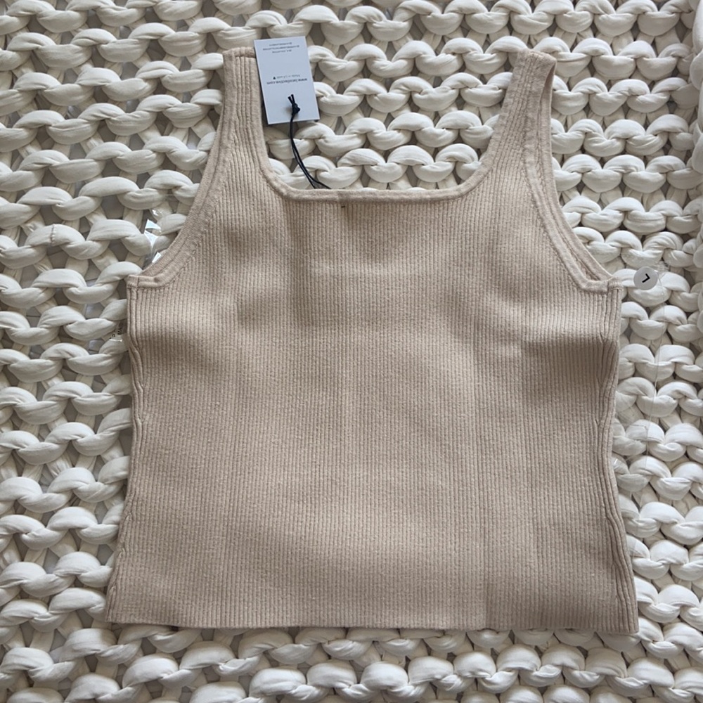 XLE Classic Ribbed Tank Top - Picture 4 of 4